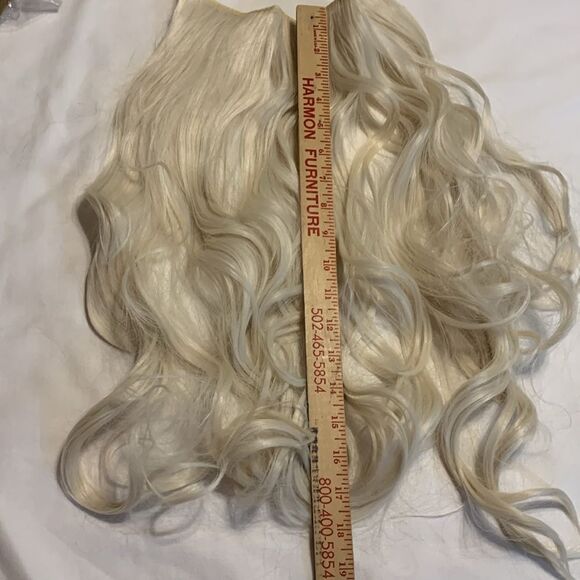 Blonde hair extension with invisible band 22 inch 5.3 ounce no clips - Picture 5 of 12